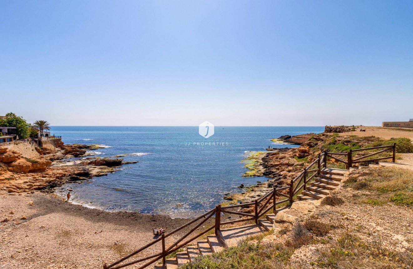 Tweedehands - Bungalow -
Torrevieja - Los Frutales