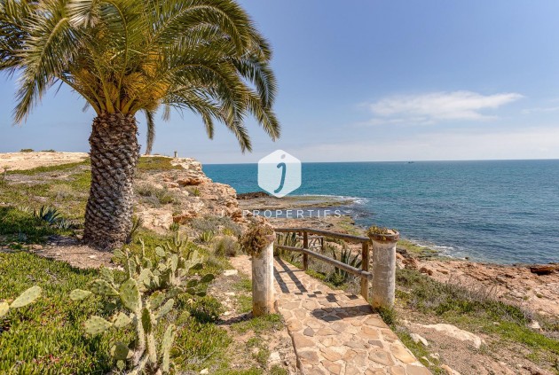 Tweedehands - Bungalow -
Torrevieja - Los Frutales