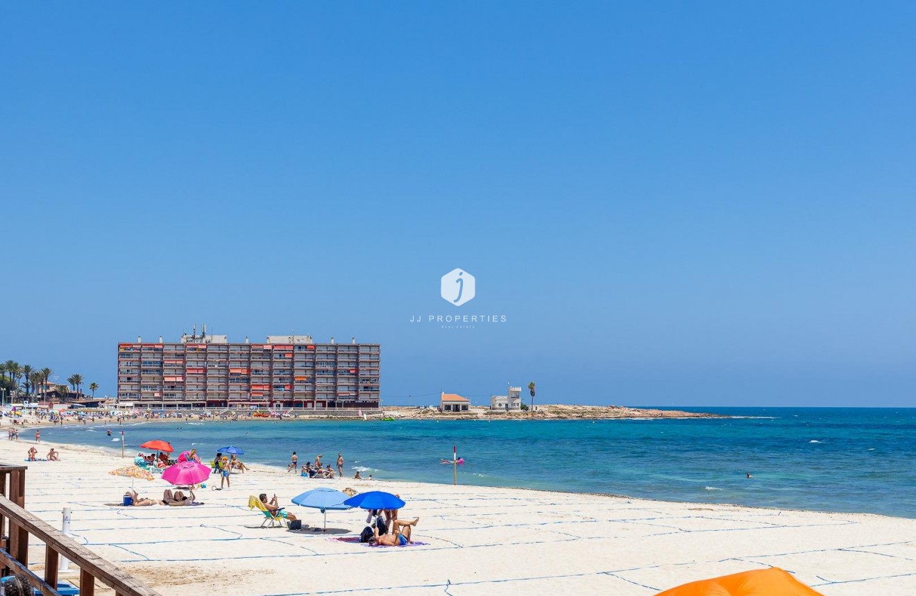 Tweedehands - Bungalow -
Torrevieja - Los Frutales