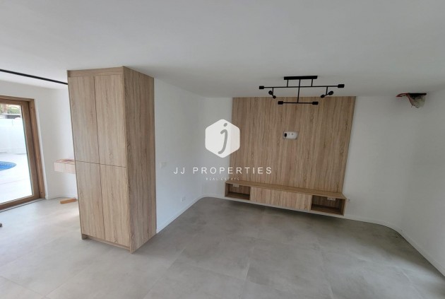 Tweedehands - Villa -
Orihuela Costa - Cabo Roig