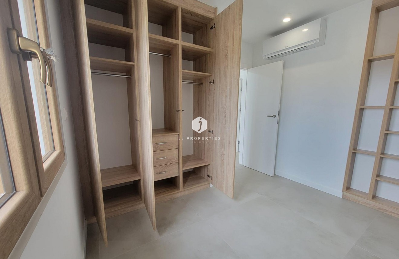 Tweedehands - Villa -
Orihuela Costa - Cabo Roig