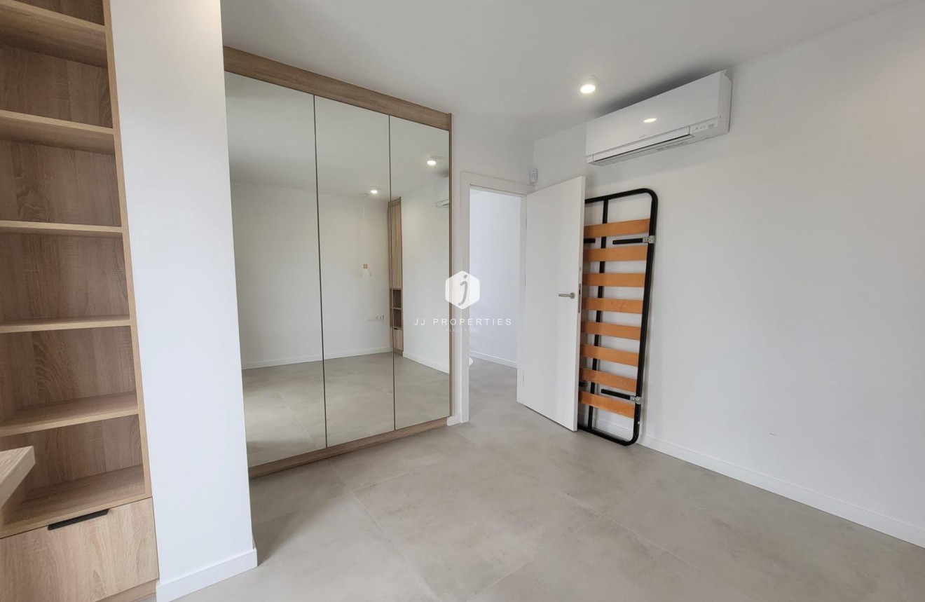 Tweedehands - Villa -
Orihuela Costa - Cabo Roig