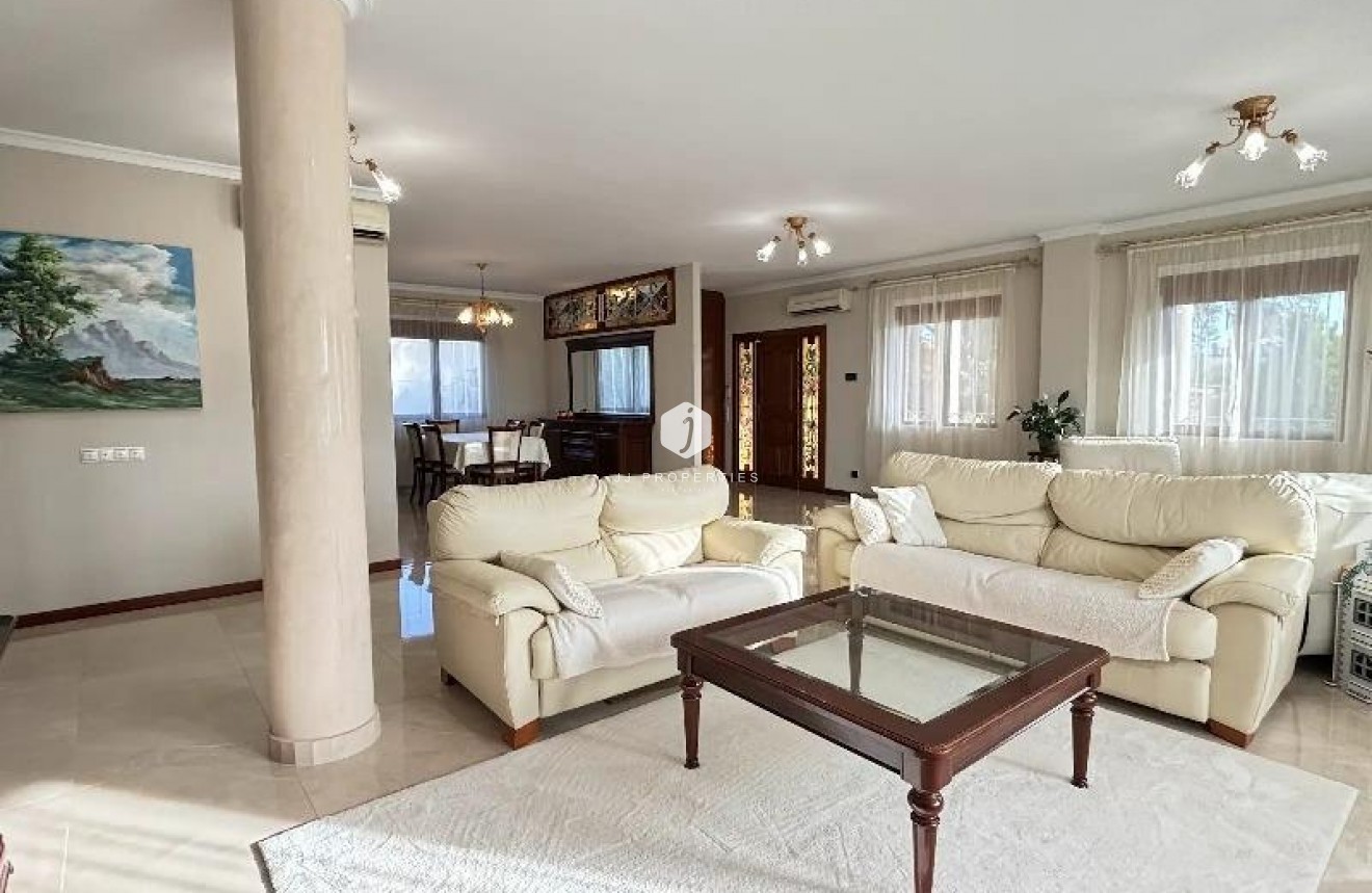 Tweedehands - Villa -
Ciudad Quesada