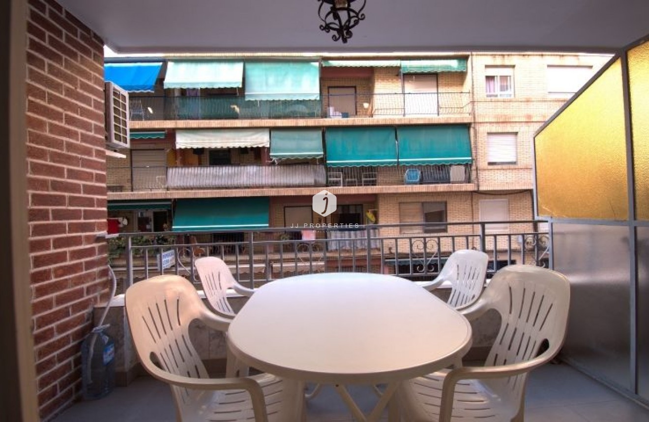 Tweedehands - Appartement / flat -
Torrevieja - Costa Blanca