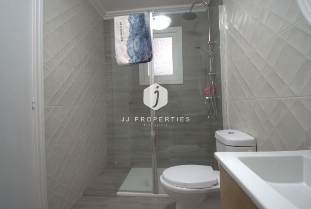 Tweedehands - Appartement / flat -
Torrevieja - Costa Blanca