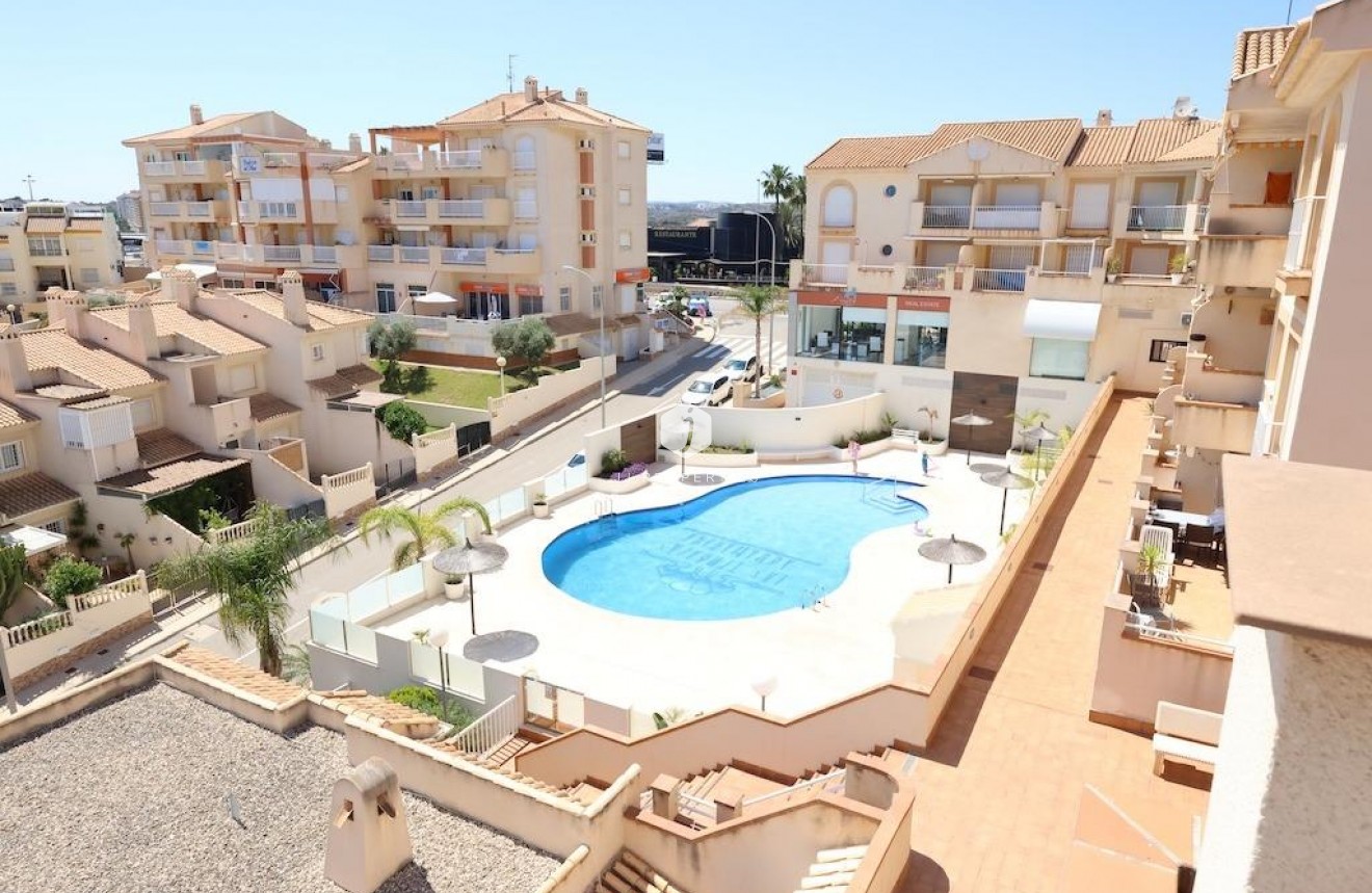 D'occasion - Appartement -
Orihuela Costa - Costa Blanca