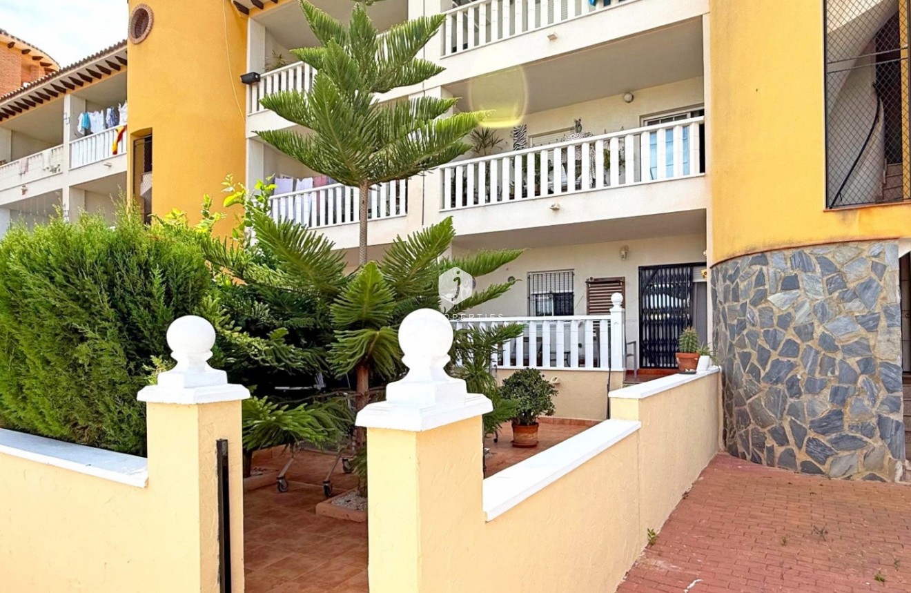 Tweedehands - Appartement / flat -
Orihuela Costa - Costa Blanca