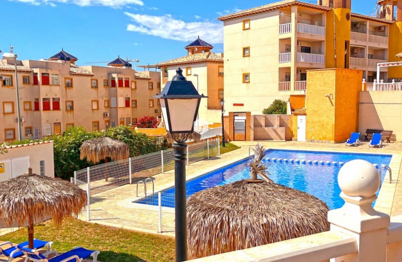 Tweedehands - Appartement / flat -
Orihuela Costa - Costa Blanca