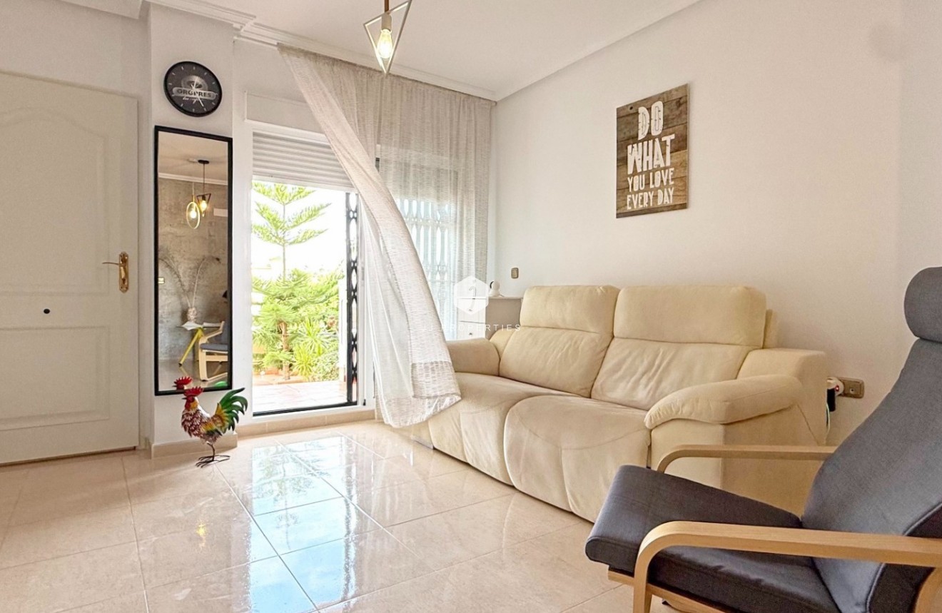 Tweedehands - Appartement / flat -
Orihuela Costa - Costa Blanca