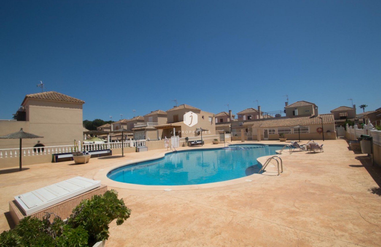 Tweedehands - Chalet -
Torrevieja - Costa Blanca