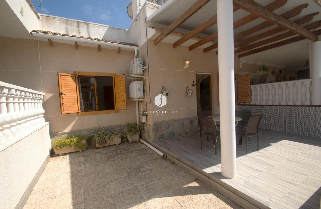 Tweedehands - Chalet -
Torrevieja - Costa Blanca