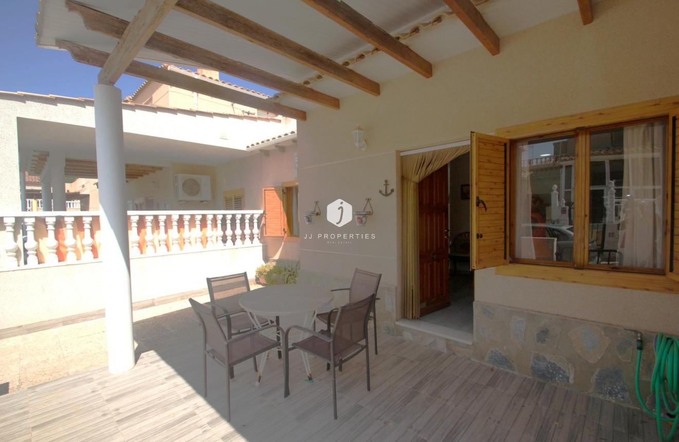 Tweedehands - Chalet -
Torrevieja - Costa Blanca