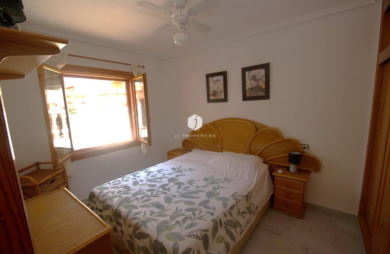 Tweedehands - Chalet -
Torrevieja - Costa Blanca