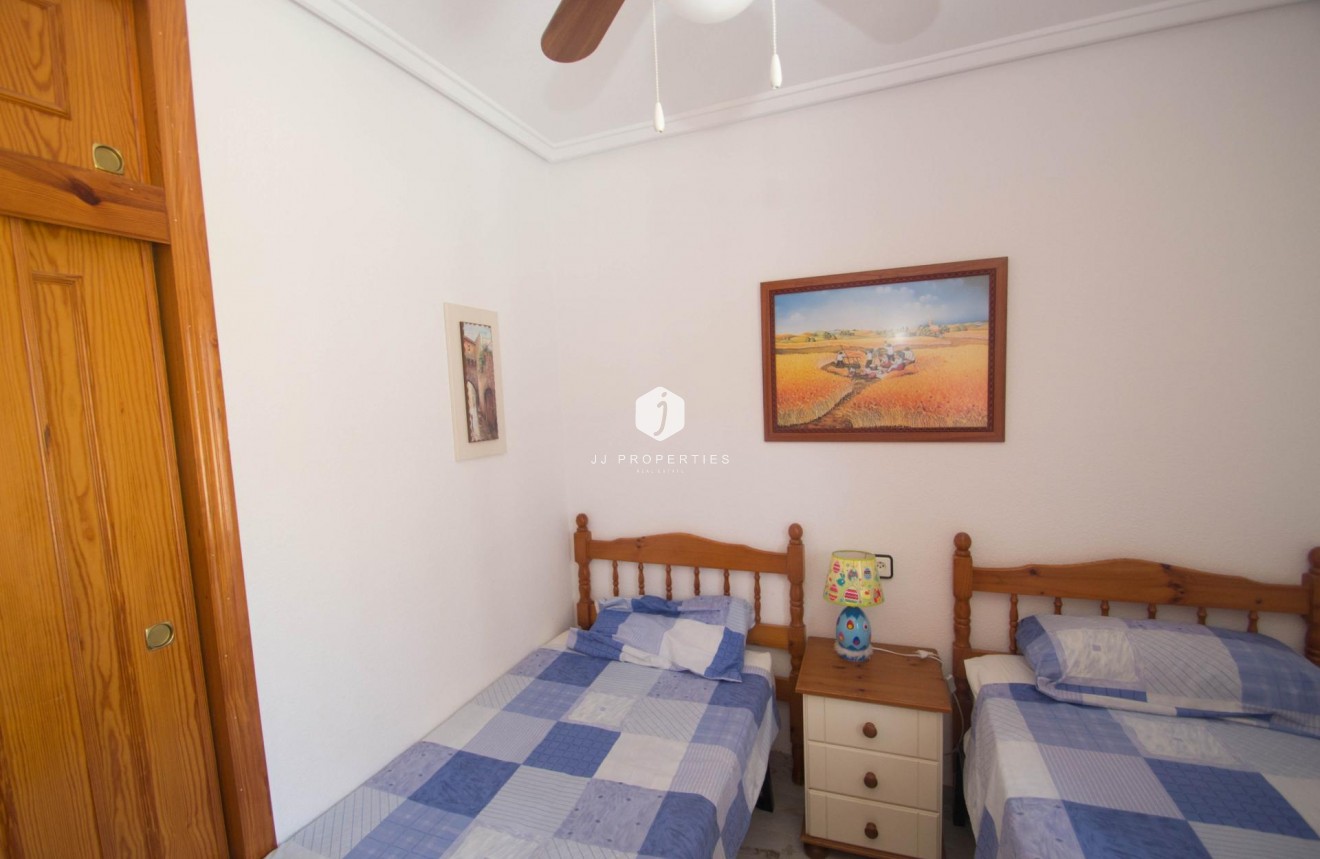 Tweedehands - Chalet -
Torrevieja - Costa Blanca