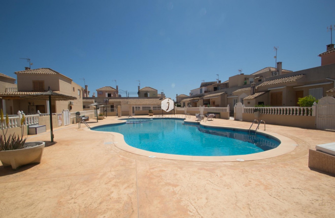 Tweedehands - Chalet -
Torrevieja - Costa Blanca