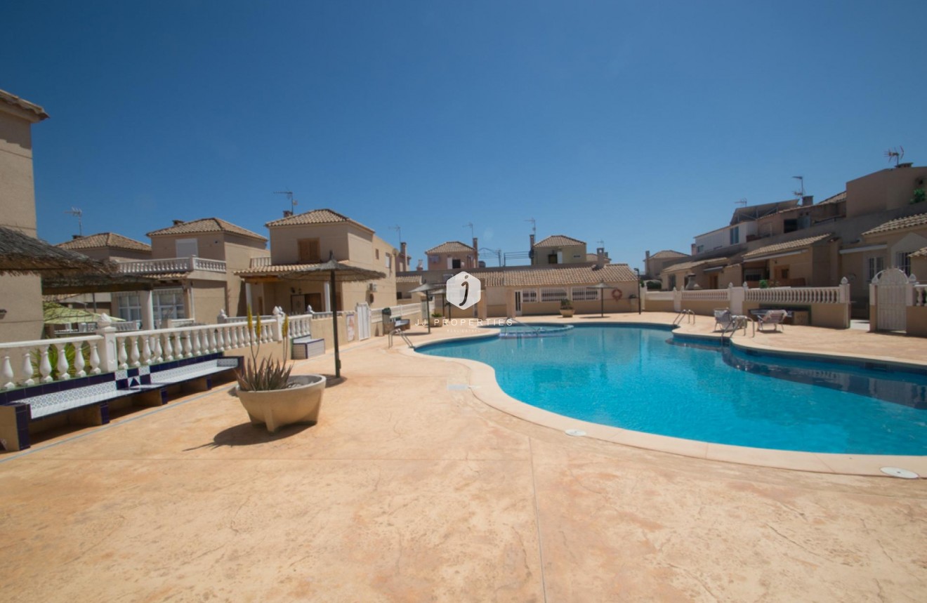 Tweedehands - Chalet -
Torrevieja - Costa Blanca