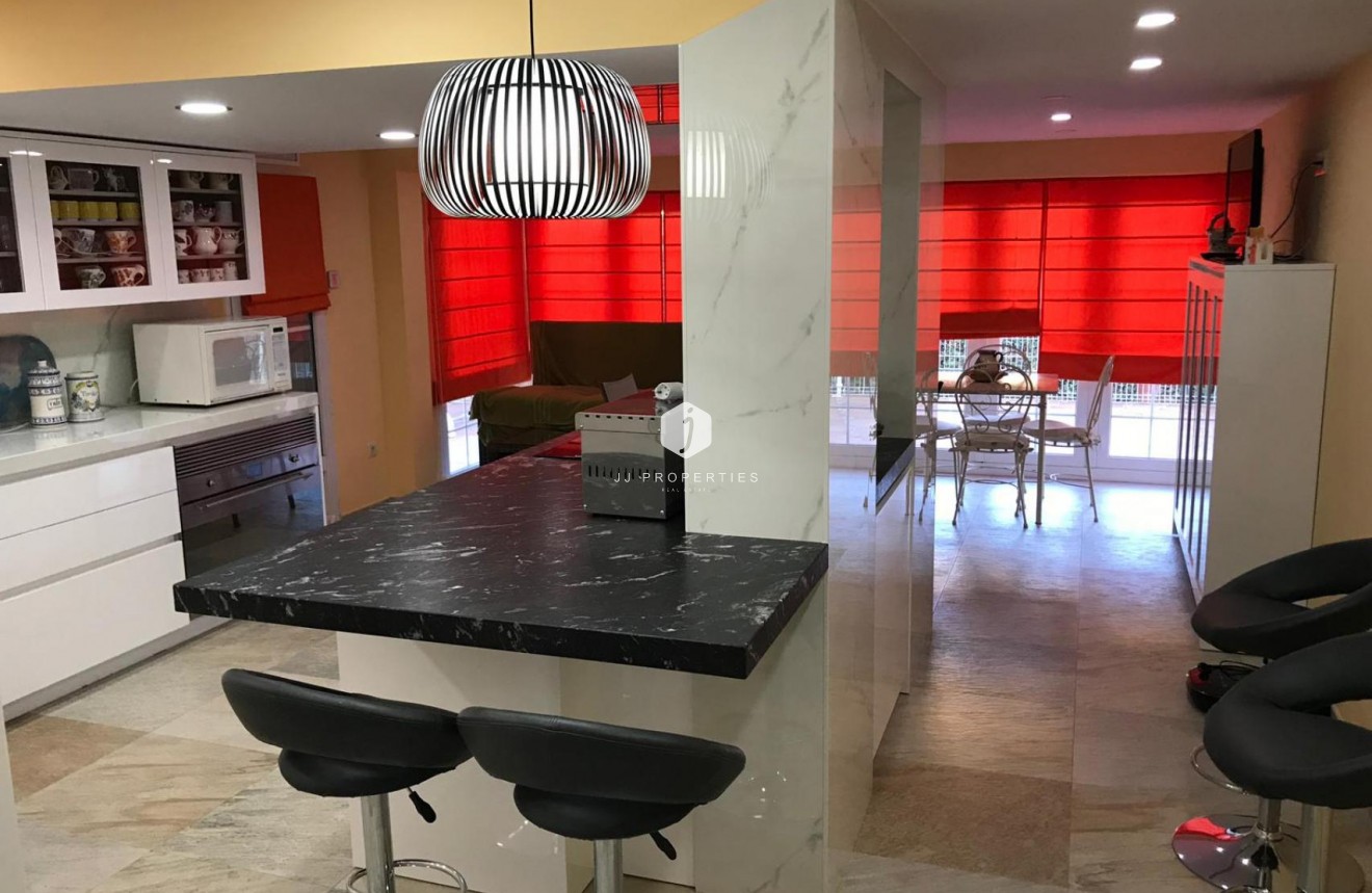 Tweedehands - Villa -
Orihuela Costa - Costa Blanca