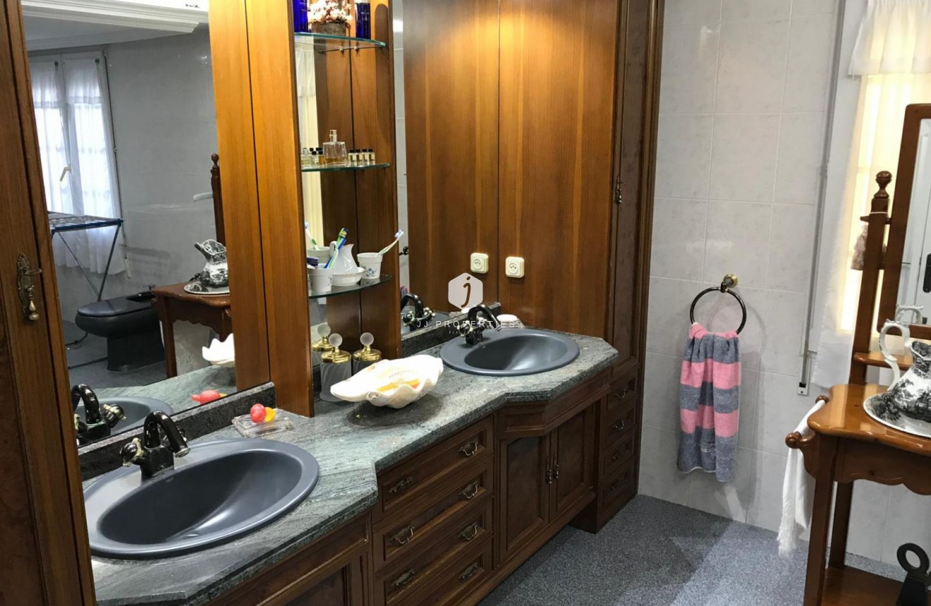 Tweedehands - Villa -
Orihuela Costa - Costa Blanca