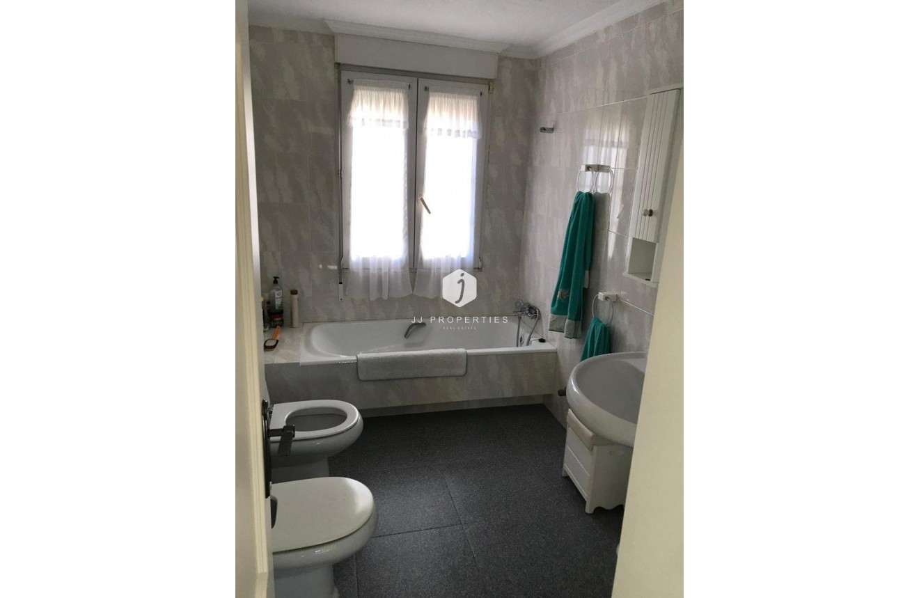 Tweedehands - Villa -
Orihuela Costa - Costa Blanca