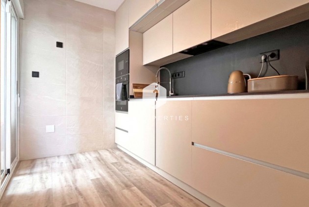 Tweedehands - Chalet -
Torrevieja - Costa Blanca