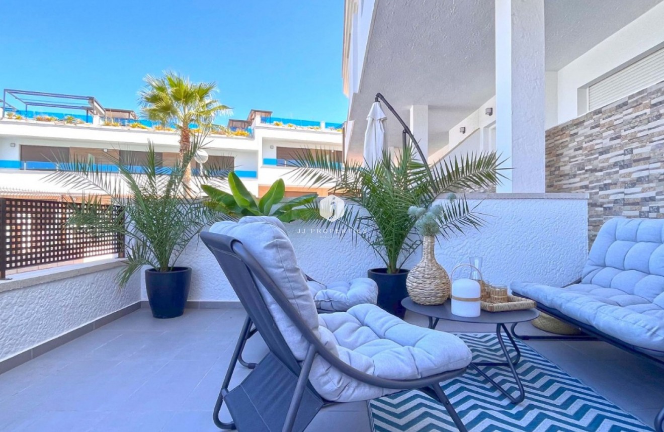 Tweedehands - Chalet -
Torrevieja - Costa Blanca