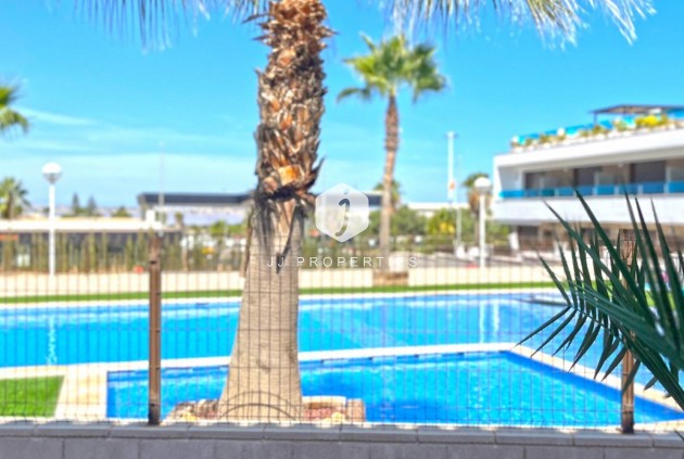 Tweedehands - Chalet -
Torrevieja - Costa Blanca