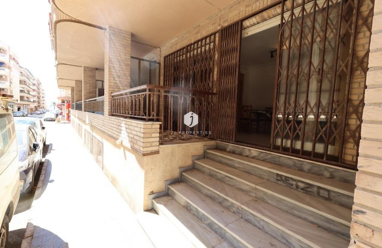 Tweedehands - Appartement / flat -
Torrevieja - Costa Blanca