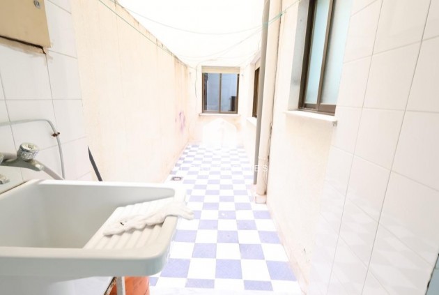 Tweedehands - Appartement / flat -
Torrevieja - Costa Blanca