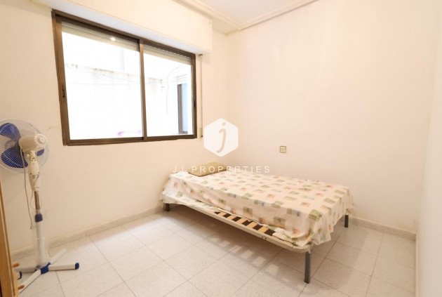 Tweedehands - Appartement / flat -
Torrevieja - Costa Blanca