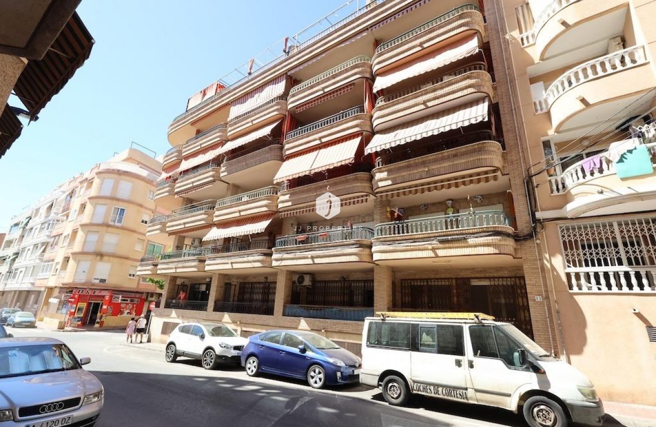 Tweedehands - Appartement / flat -
Torrevieja - Costa Blanca