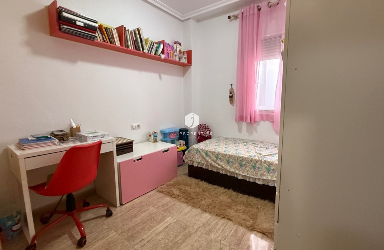 Tweedehands - Appartement / flat -
Los Montesinos - Costa Blanca