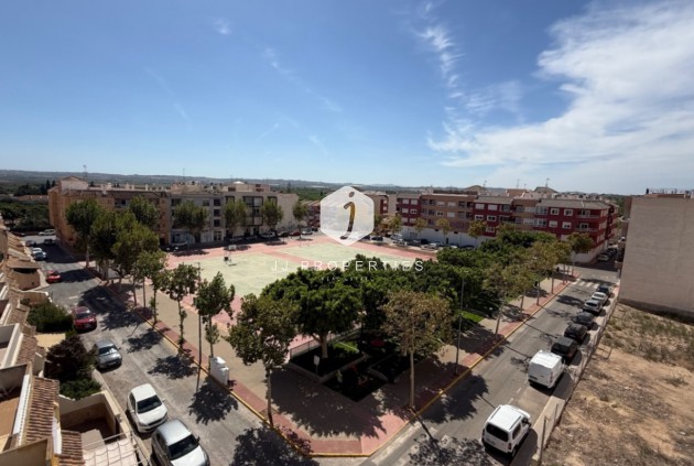 Tweedehands - Appartement / flat -
Los Montesinos - Costa Blanca