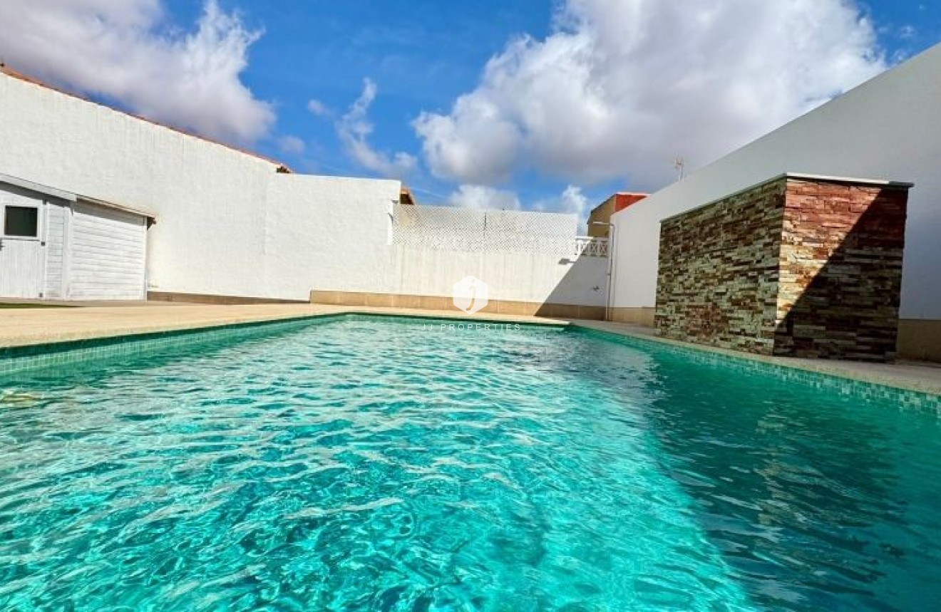 Tweedehands - Villa -
Torrevieja - Costa Blanca