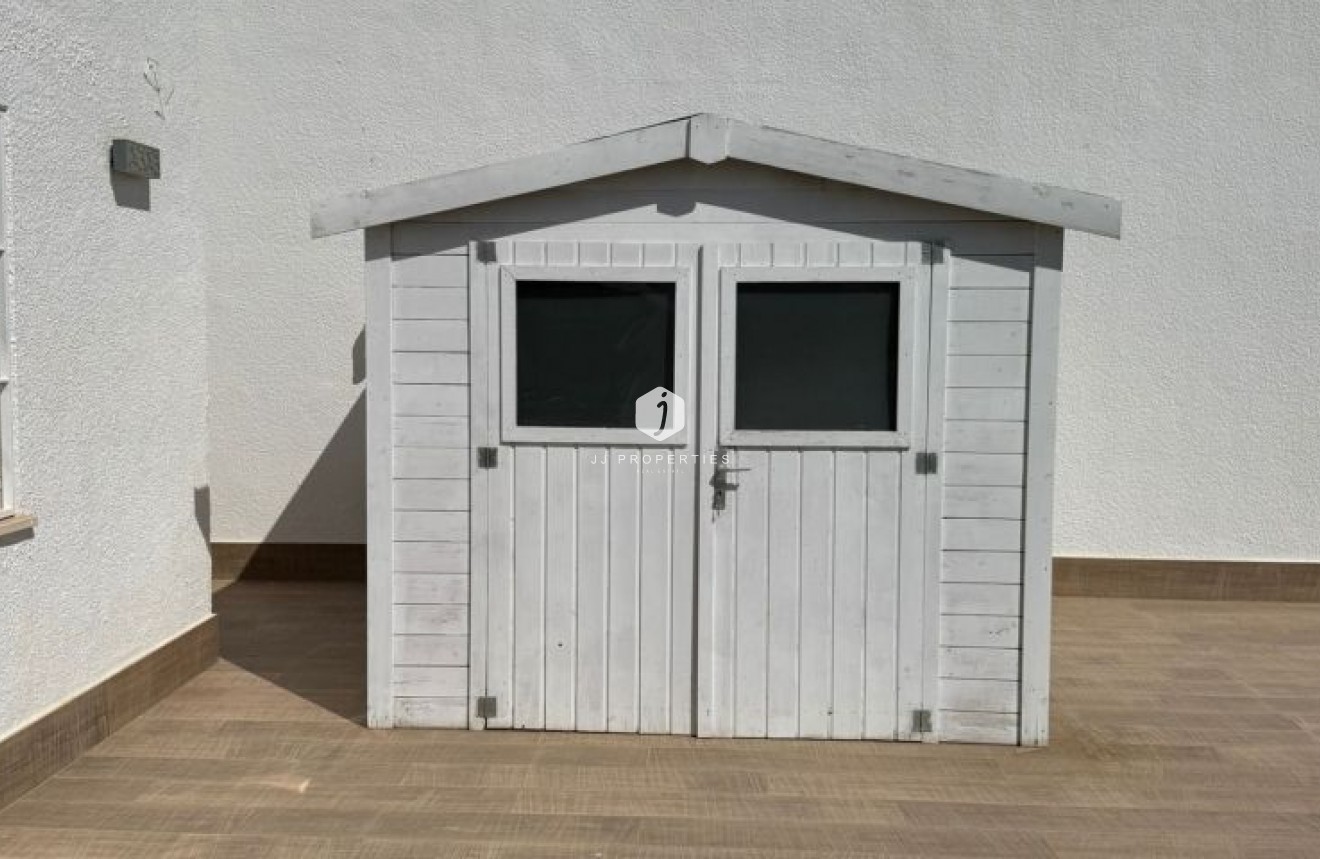 Tweedehands - Villa -
Torrevieja - Costa Blanca