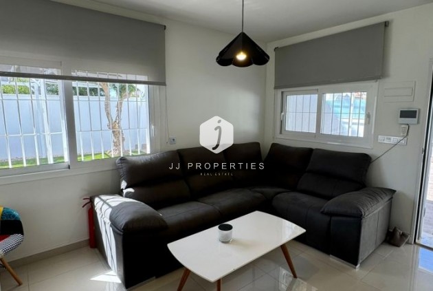 Tweedehands - Villa -
Torrevieja - Costa Blanca