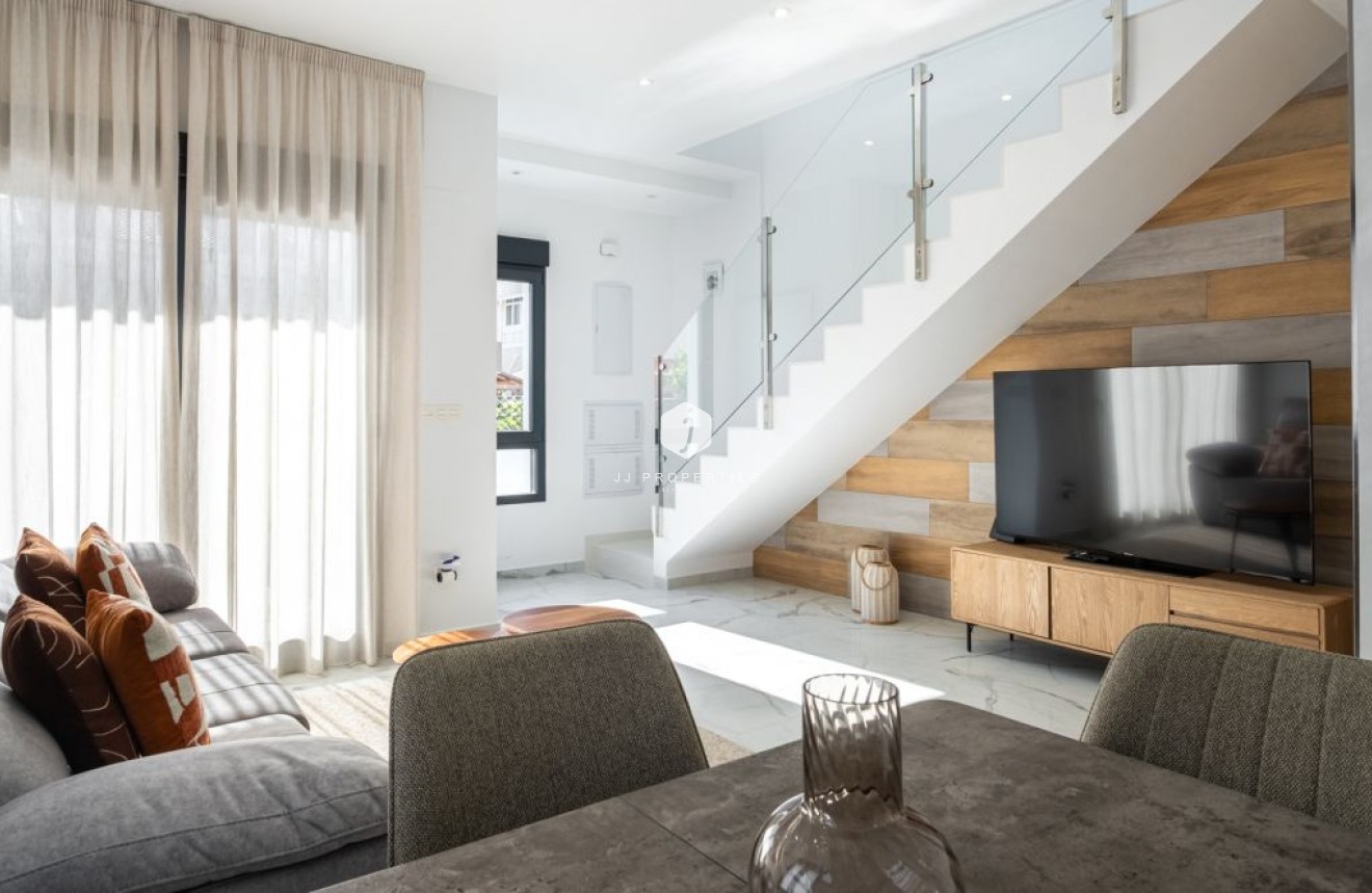 Tweedehands - Villa -
Torrevieja - Costa Blanca