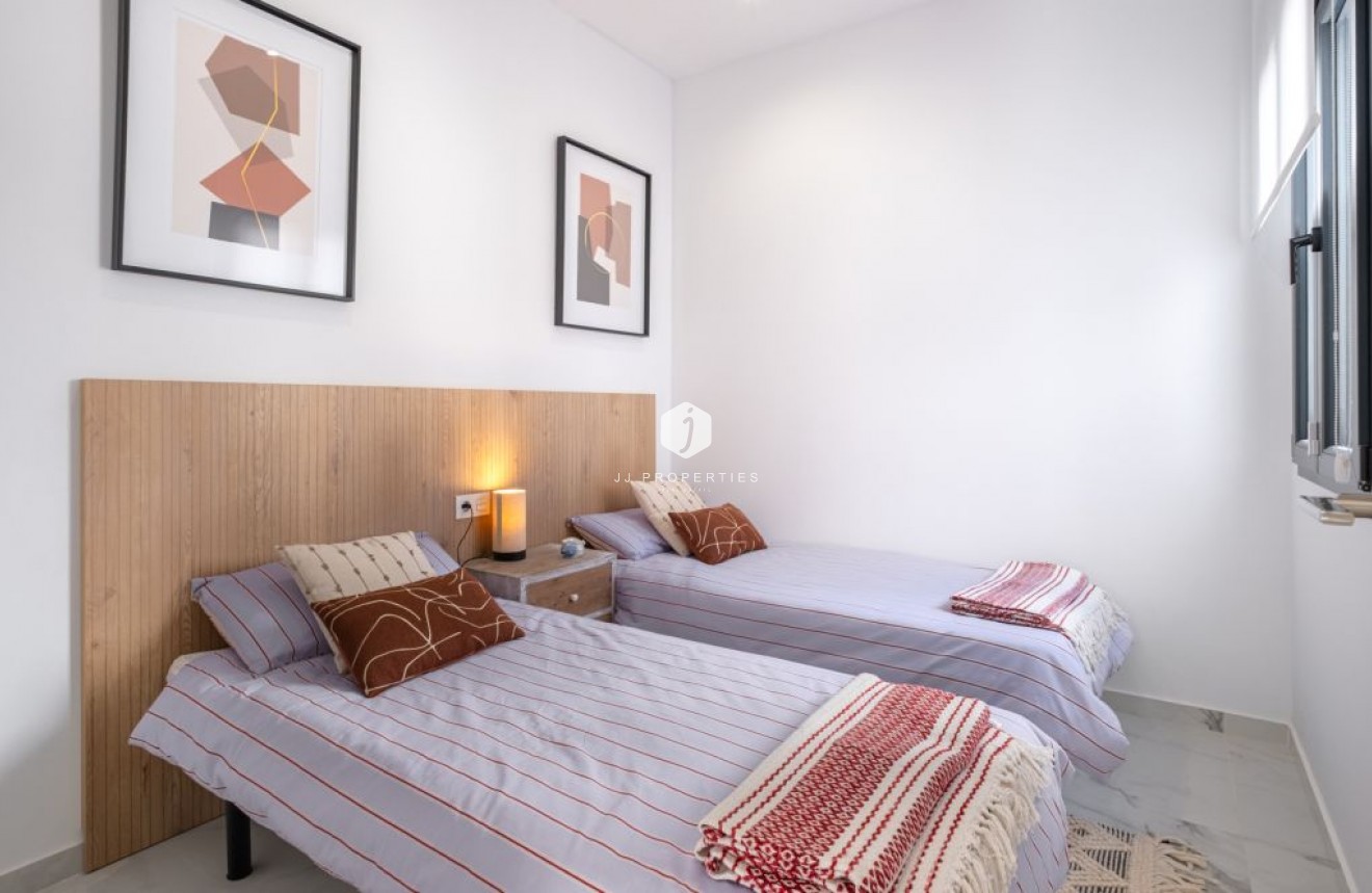 Tweedehands - Villa -
Torrevieja - Costa Blanca