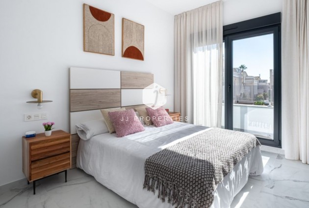 Tweedehands - Villa -
Torrevieja - Costa Blanca