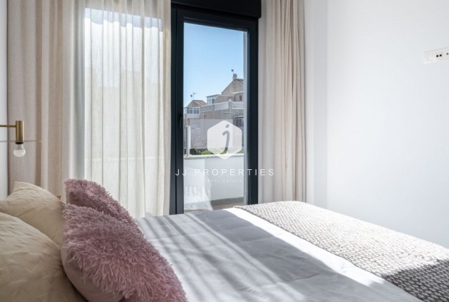 Tweedehands - Villa -
Torrevieja - Costa Blanca