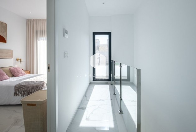 Tweedehands - Villa -
Torrevieja - Costa Blanca