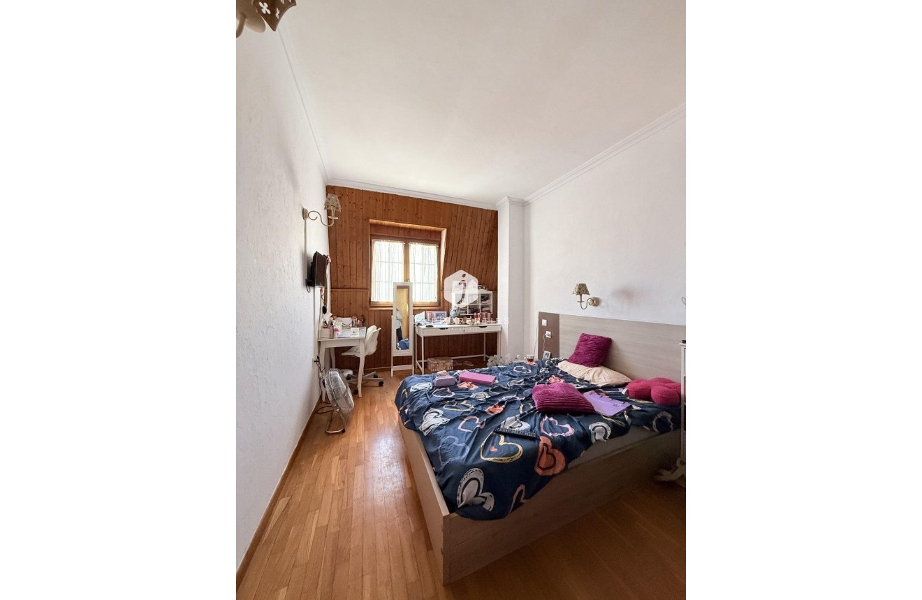 Tweedehands - Chalet -
Torrevieja