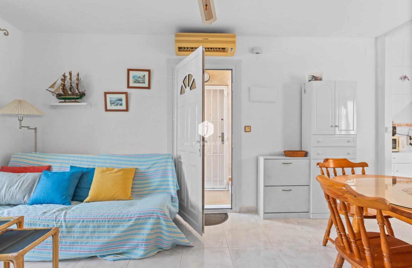 Tweedehands - Bungalow -
Torrevieja - Costa Blanca