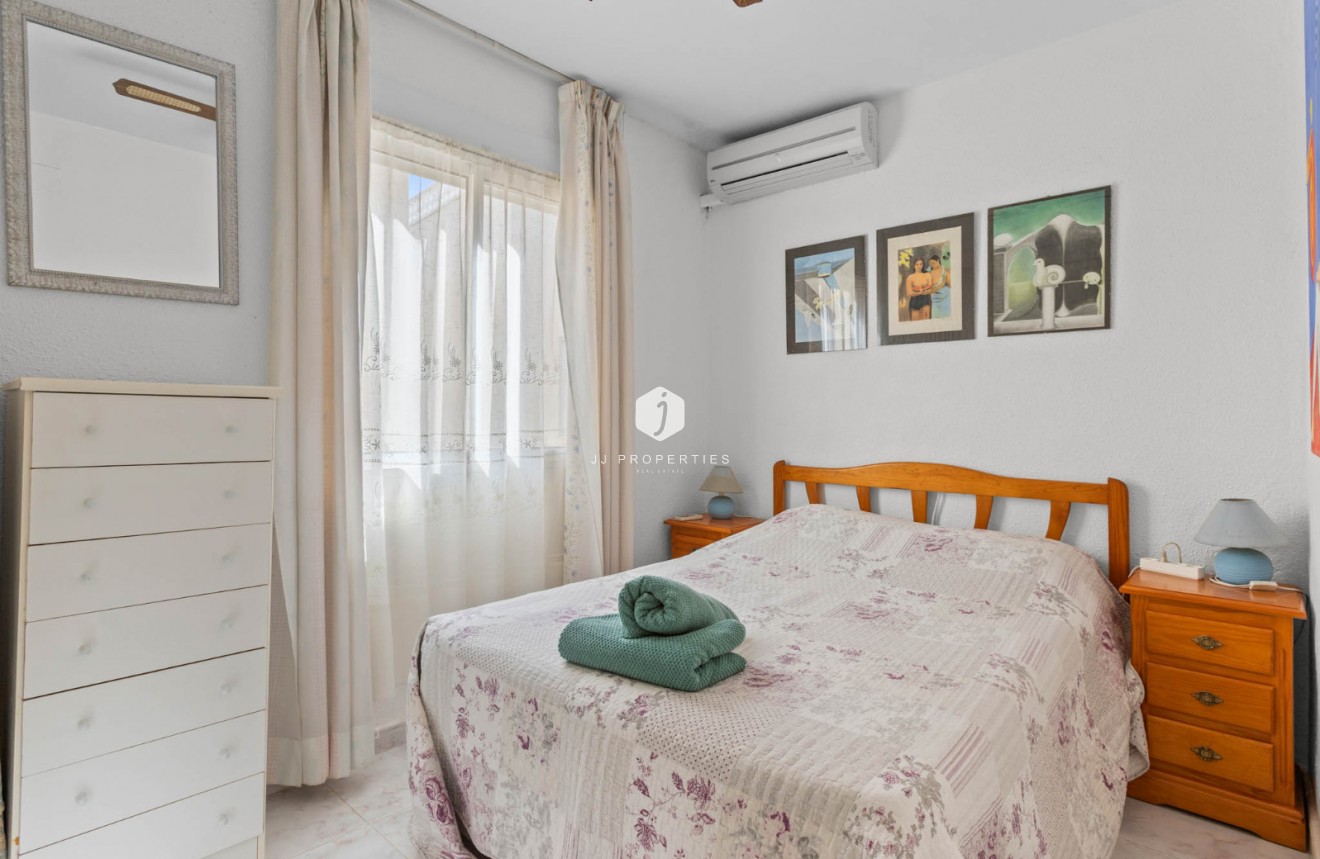 Tweedehands - Bungalow -
Torrevieja - Costa Blanca