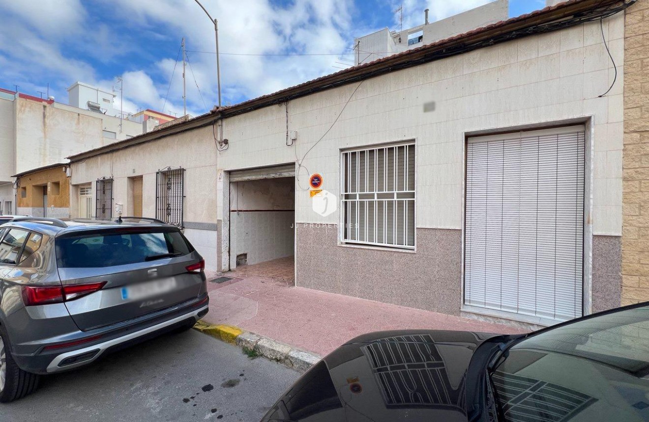 Tweedehands - Chalet -
Guardamar del Segura - Centro