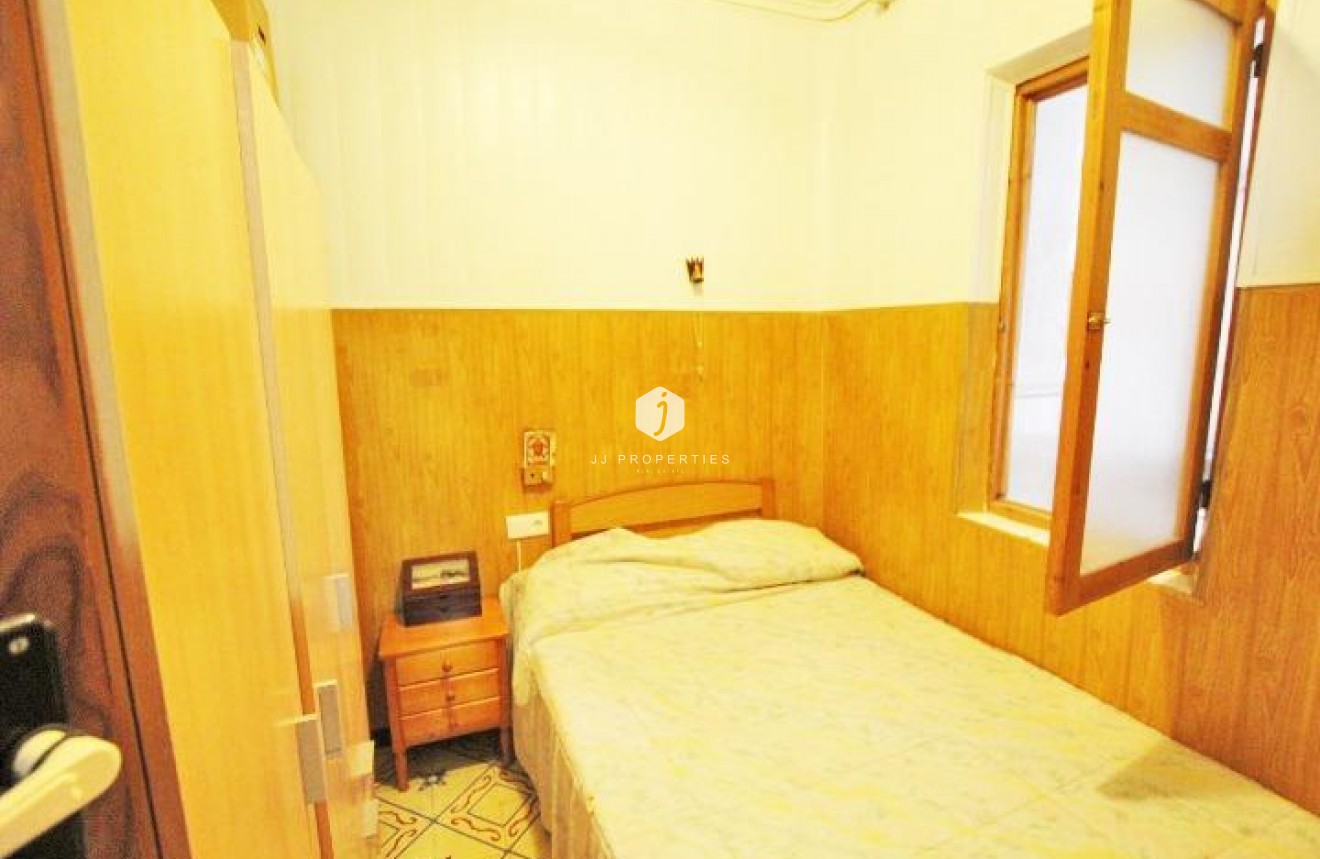 Tweedehands - Chalet -
Guardamar del Segura - Centro