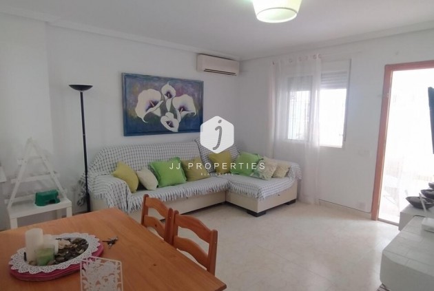 Tweedehands - Bungalow -
Torrevieja - LA VELETA MAR AZUL