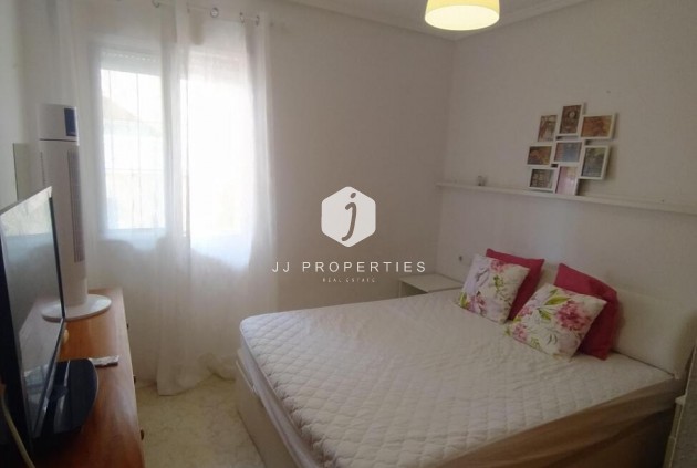 Tweedehands - Bungalow -
Torrevieja - LA VELETA MAR AZUL