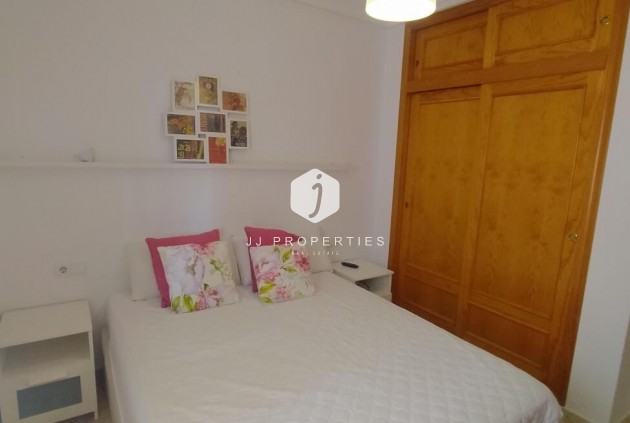 Tweedehands - Bungalow -
Torrevieja - LA VELETA MAR AZUL