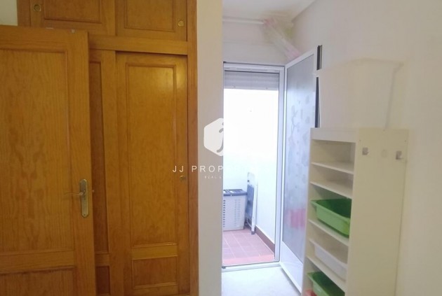 Tweedehands - Bungalow -
Torrevieja - LA VELETA MAR AZUL