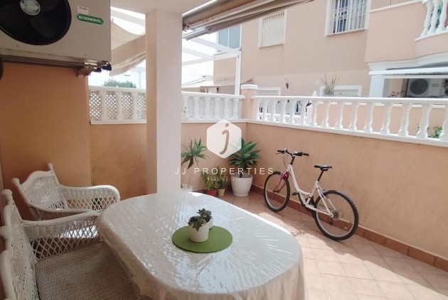 Tweedehands - Bungalow -
Torrevieja - LA VELETA MAR AZUL